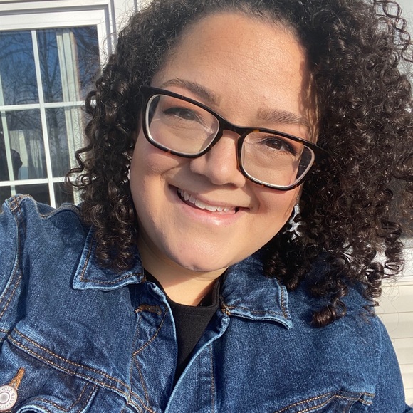 Meet your Posher, Coleen - Picture 1 of 1